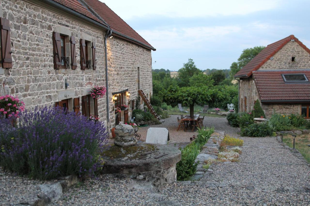 Bed and Breakfast La Belle Ame Saint-Priest-des-Champs Экстерьер фото