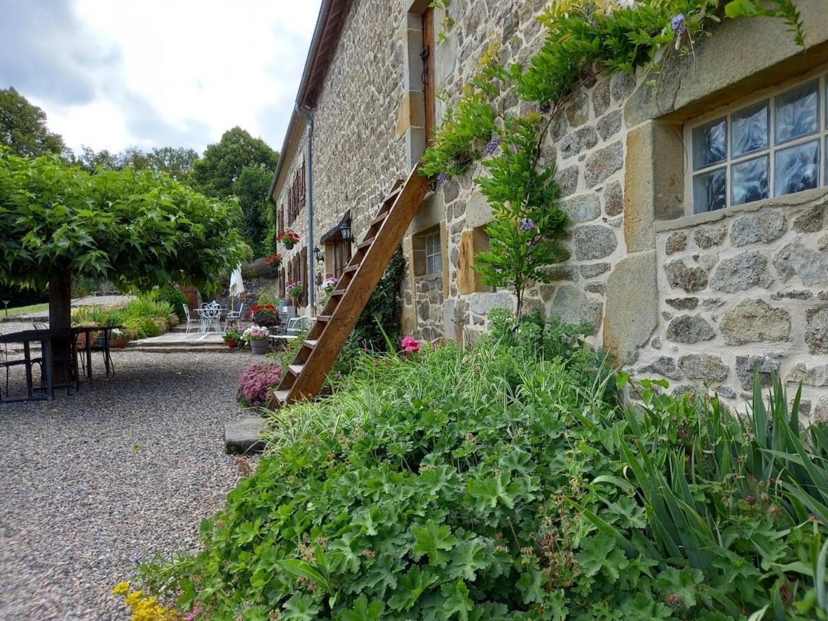 Bed and Breakfast La Belle Ame Saint-Priest-des-Champs Экстерьер фото