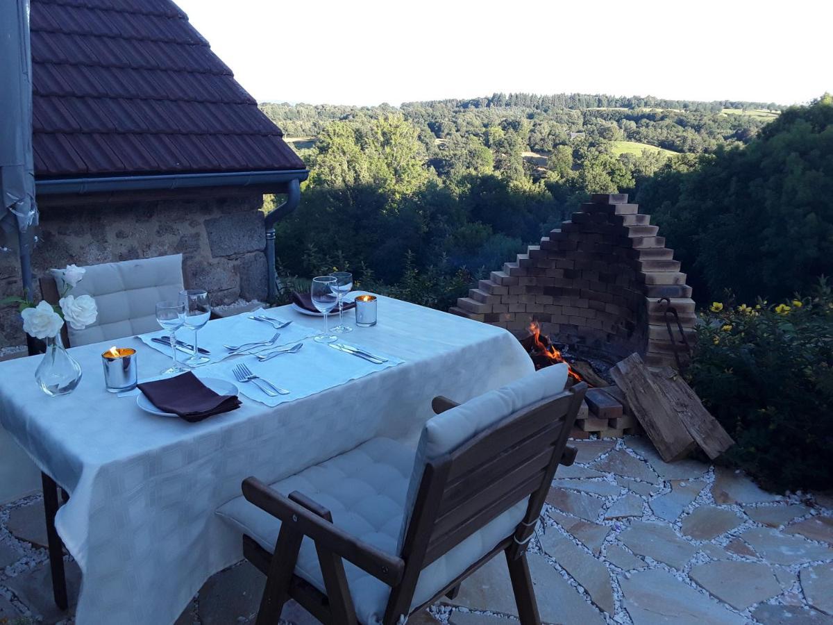 Bed and Breakfast La Belle Ame Saint-Priest-des-Champs Экстерьер фото