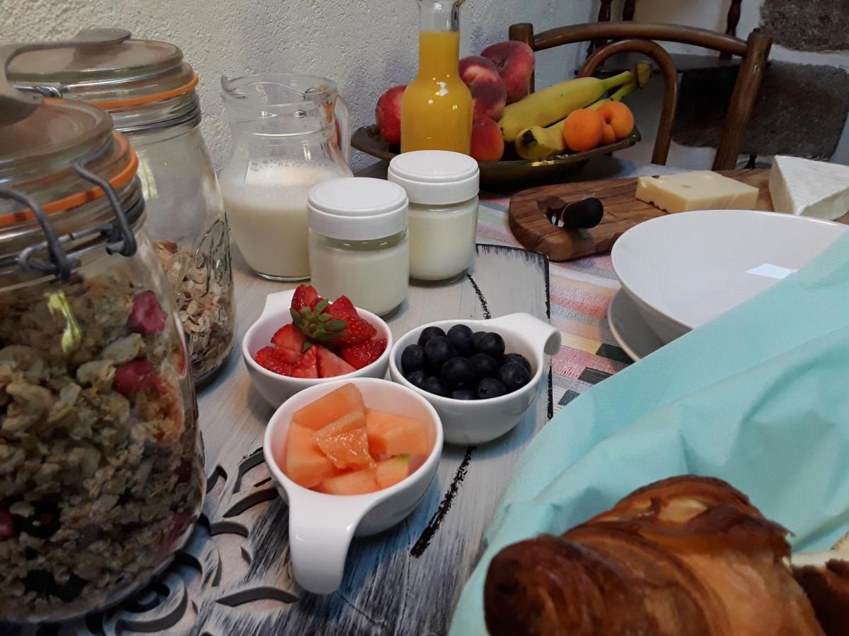 Bed and Breakfast La Belle Ame Saint-Priest-des-Champs Экстерьер фото